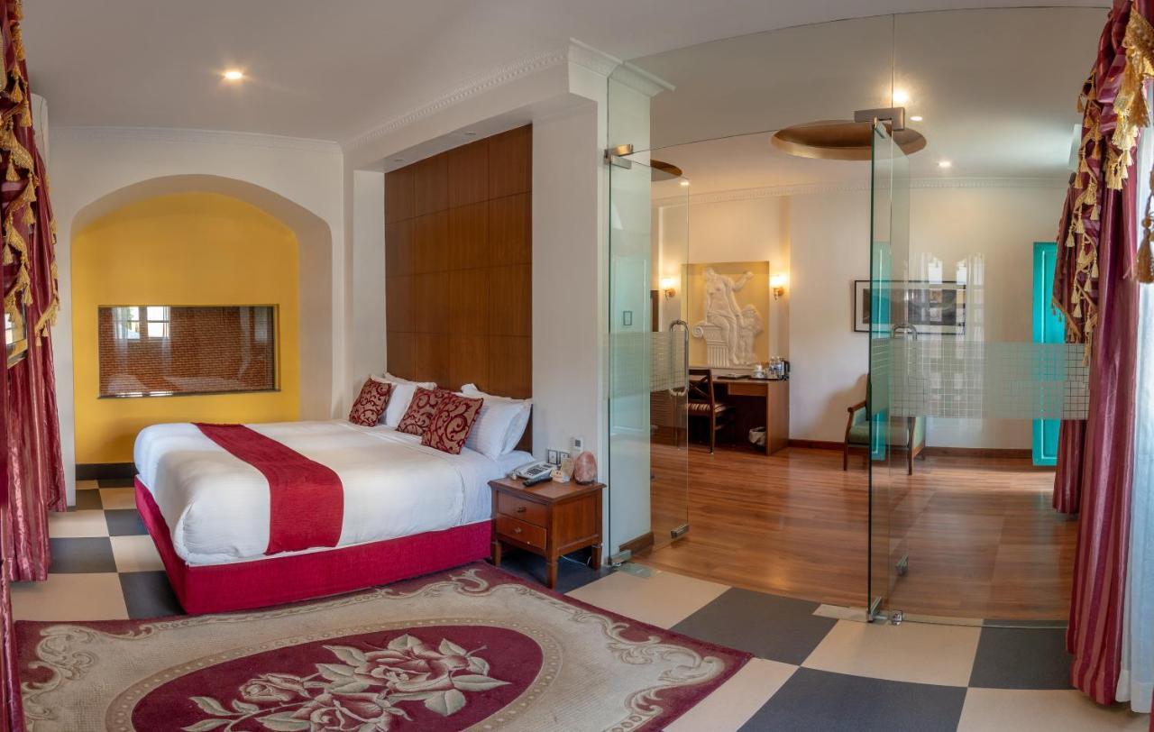 Junior Suite Complimentary Airport Pickup International Flights