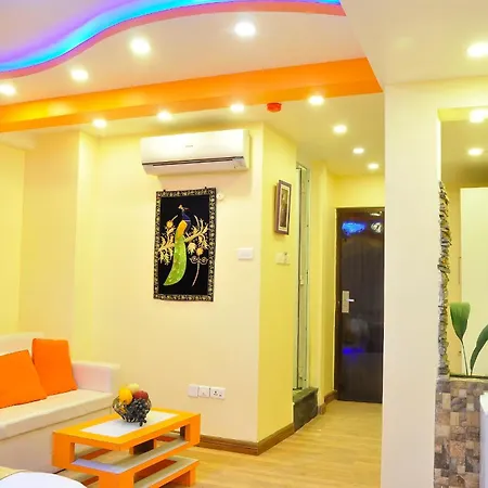 Royal Penguin Boutique Hotel & Spa-3